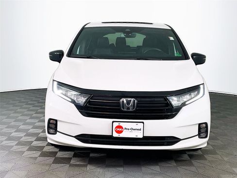 Used 2024 Honda Odyssey Sport image 2