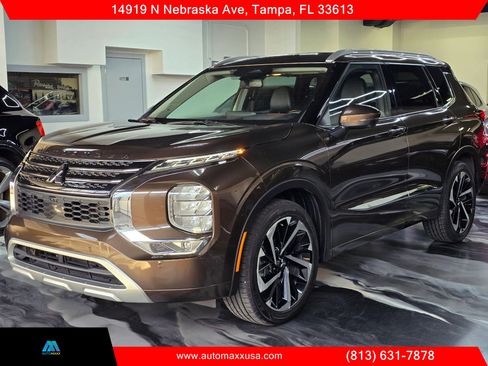 Used 2023 Mitsubishi Outlander SEL FWD image 5