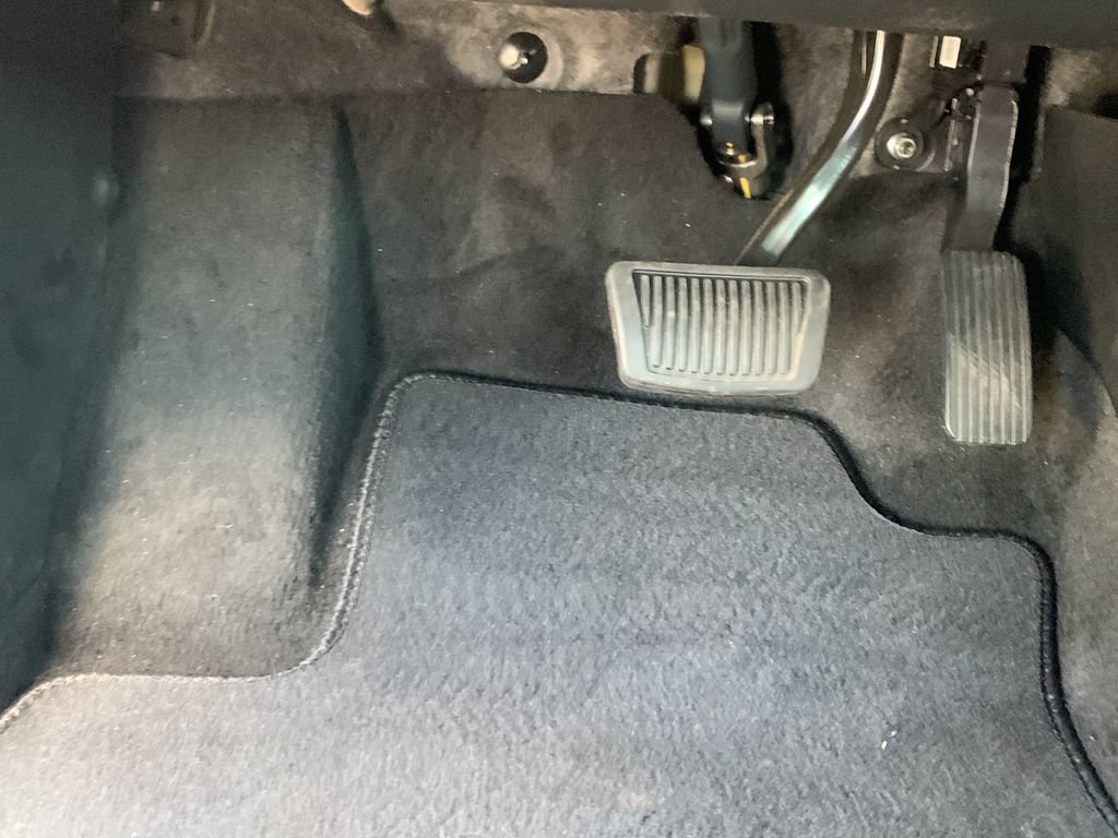 Certified 2026 Hyundai Elantra SE FWD image 13