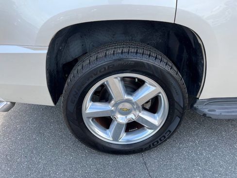 Used 2014 Chevrolet Tahoe LTZ RWD image 22
