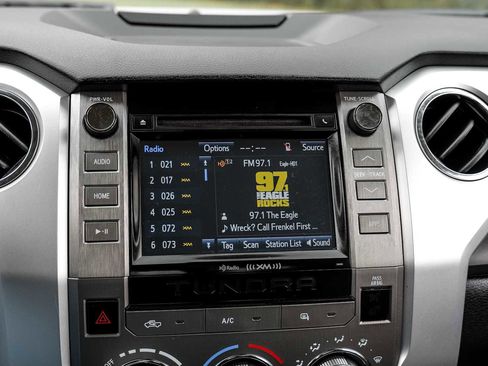 Used 2018 Toyota Tundra SR5 image 23