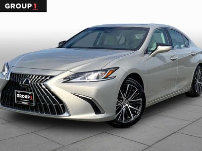 Used 2024 Lexus ES 350 w/ Premium Package