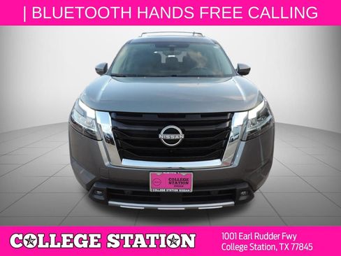 Certified 2024 Nissan Pathfinder SL w/ Cargo Package FWD image 9
