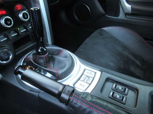 Used 2020 Subaru BRZ Limited image 40