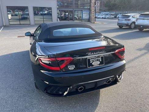 Used 2018 Maserati GranTurismo MC image 10