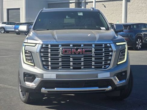 New 2026 GMC Yukon XL Denali w/ Sun & Power Step Package AWD/4WD image 2