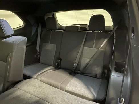 Certified 2025 GMC Acadia Elevation image 24