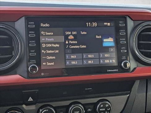 Used 2020 Toyota Tacoma TRD Off-Road image 14