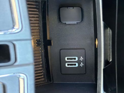 Used 2016 Ford F150 XLT w/ Equipment Group 302A Luxury image 37