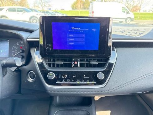 Used 2023 Toyota Corolla SE image 26
