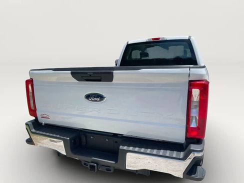 Used 2019 Ford F350 XL w/ XL Value Package image 3