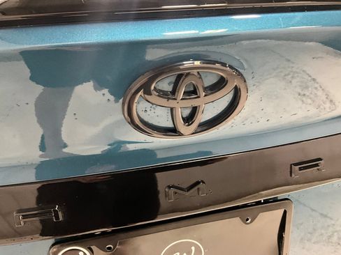 Used 2025 Toyota Camry XSE FWD image 29