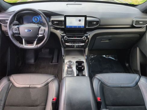 Used 2022 Ford Explorer ST image 16
