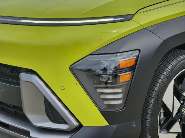 Used 2024 Hyundai Kona Limited FWD image 10
