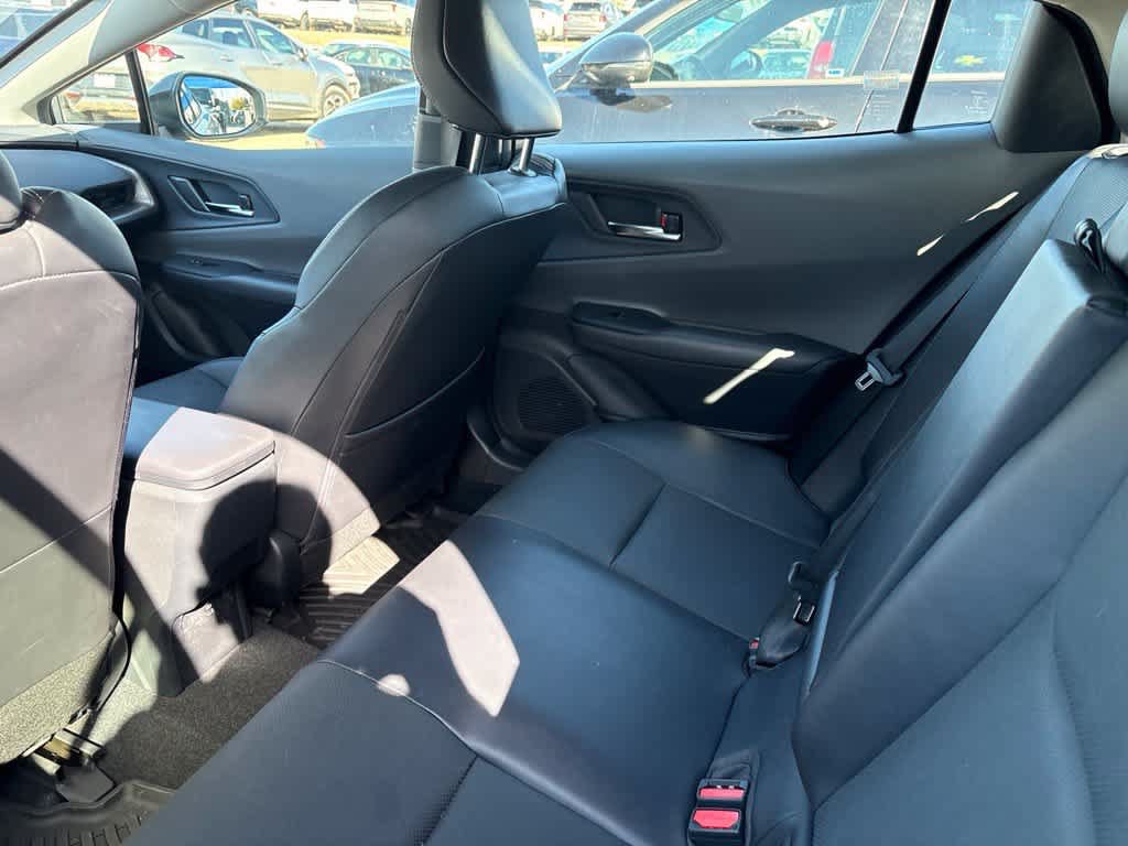 Used 2023 Toyota Prius XLE FWD image 6