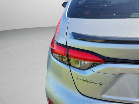 Used 2020 Toyota Corolla XSE FWD image 24