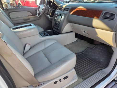 Used 2008 GMC Sierra 3500 SLT image 17