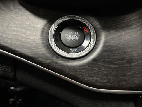 Used 2023 Jeep Grand Cherokee 4WD 4xe image 24