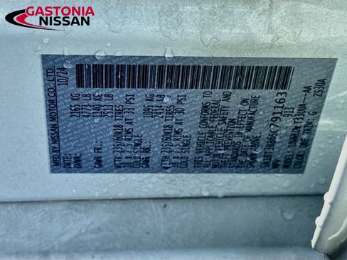 Used 2025 Nissan Rogue SV AWD/4WD image 37