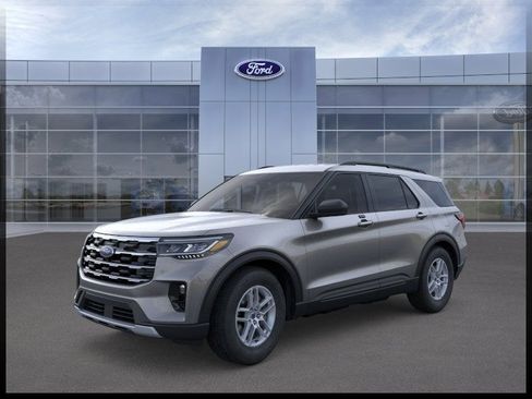 Used 2026 Ford Explorer Active w/ Active Comfort Package RWD image 1