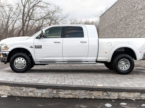 Used 2017 RAM 3500 Laramie image 9