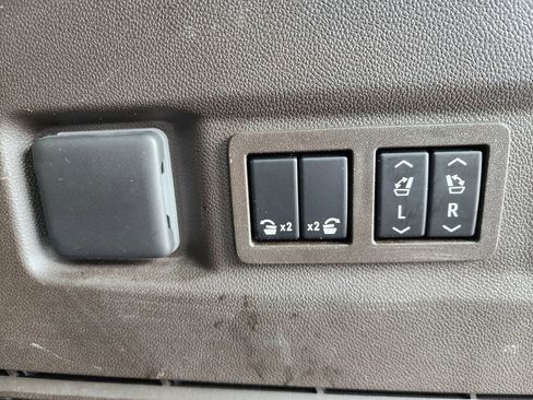 Certified 2023 GMC Yukon Denali w/ Denali Reserve Package image 11