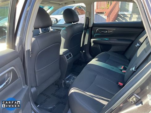 Used 2013 Nissan Altima 2.5 SL w/ Technology Pkg image 31