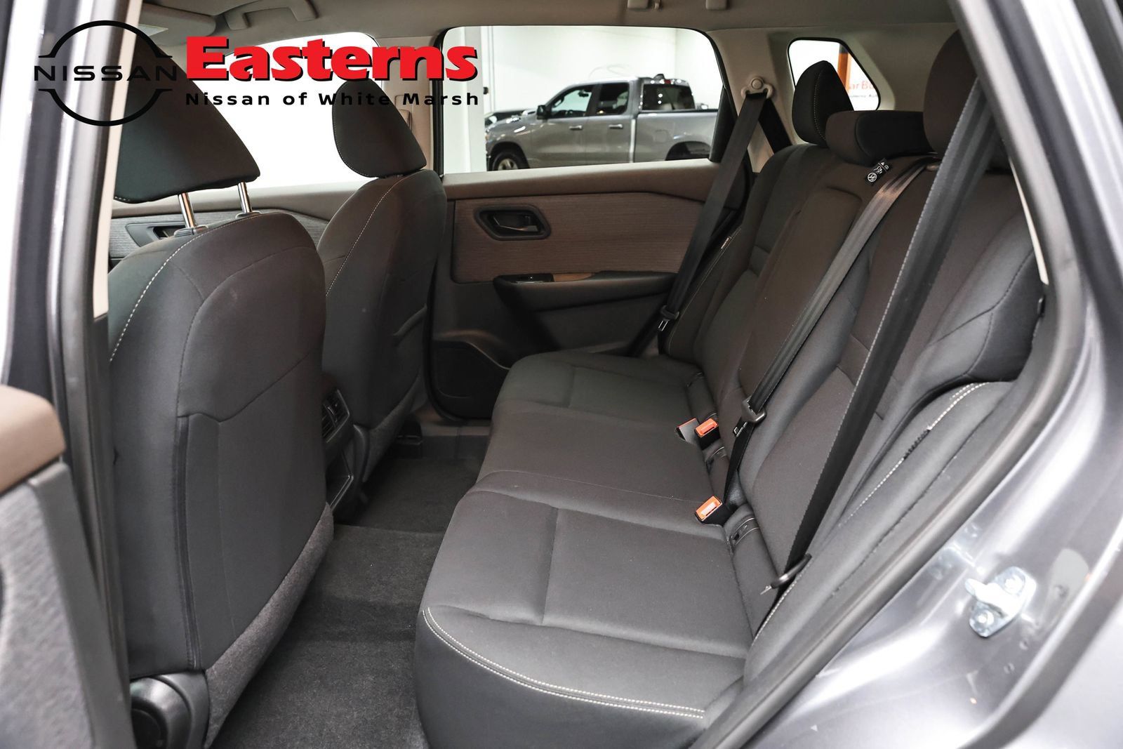 Used 2023 Nissan Rogue S AWD/4WD image 21