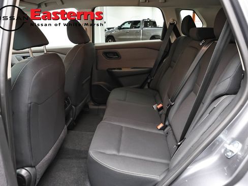 Used 2023 Nissan Rogue S AWD/4WD image 21
