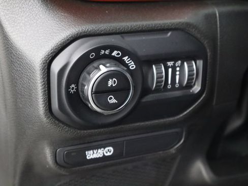 Used 2022 Jeep Gladiator Rubicon w/ LED Lighting Group AWD/4WD image 23
