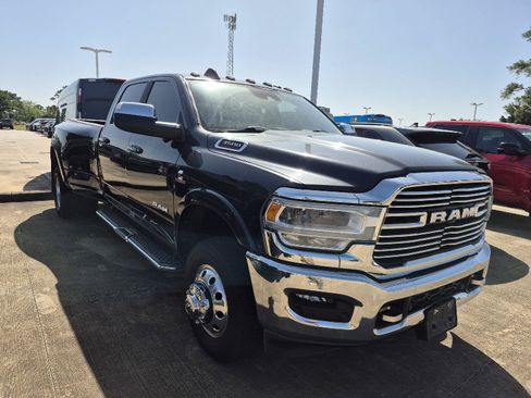 Used 2021 RAM 3500 Laramie w/ Safety Group B AWD/4WD image 15