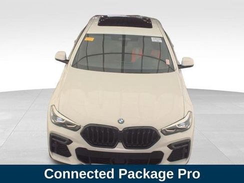 Used 2022 BMW X6 xDrive40i w/ M Sport Package AWD/4WD image 2