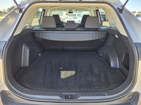 Used 2025 Toyota RAV4 XLE FWD image 30