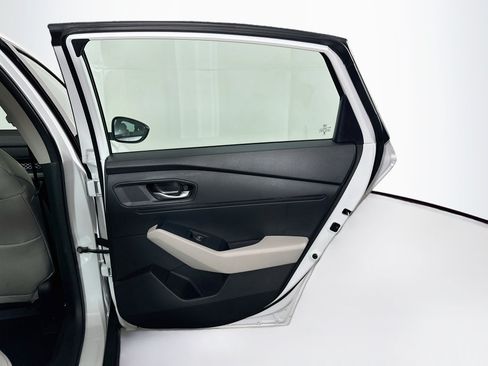Used 2025 Honda Accord SE image 28