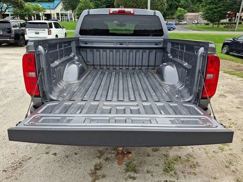 Used 2021 Chevrolet Colorado W/T w/ Custom Special Edition AWD/4WD image 31