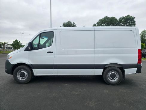 New 2026 Mercedes-Benz Sprinter 2500 image 3