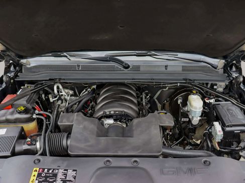 Used 2019 GMC Yukon XL Denali image 44