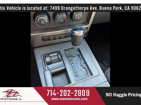 Used 2012 Jeep Liberty Sport image 32