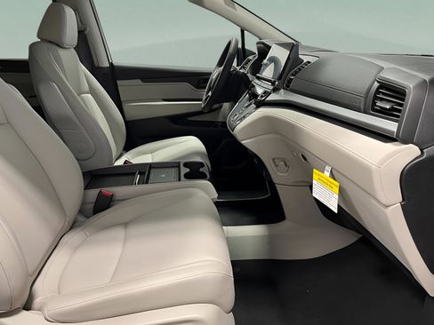 New 2026 Honda Odyssey EX-L image 25