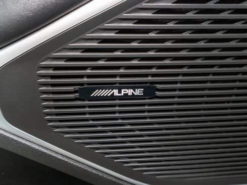 Used 2022 Jeep Wagoneer Series II w/ Premium Group I AWD/4WD image 16