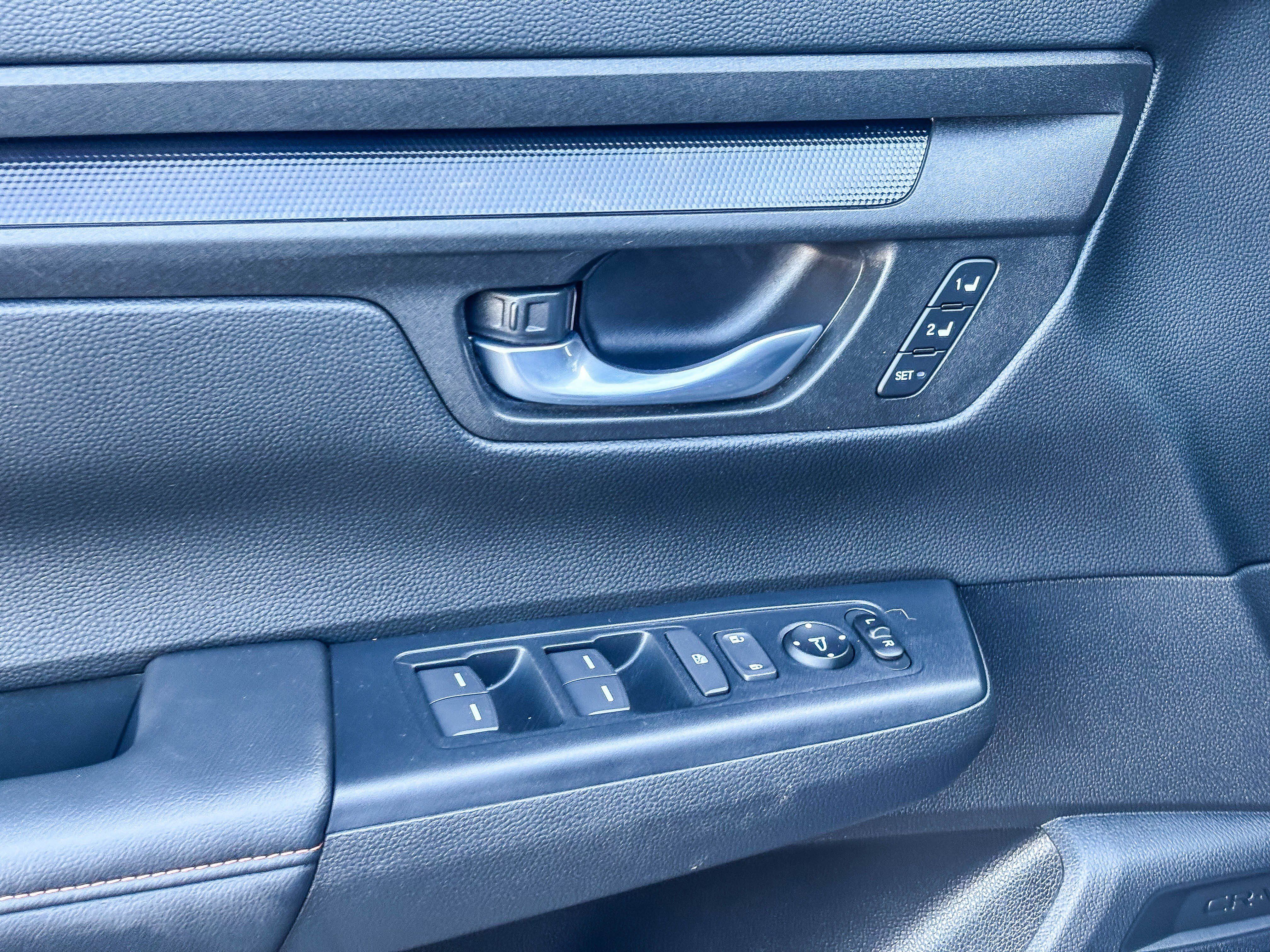 Used 2025 Honda CR-V Sport-L image 22