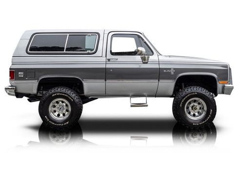 Used 1987 Chevrolet Blazer Silverado Restomod image 2