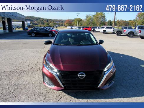Used 2024 Nissan Altima 2.5 SV image 18