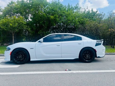 Used 2023 Dodge Charger Scat Pack w/ Daytona Edition Group RWD image 2