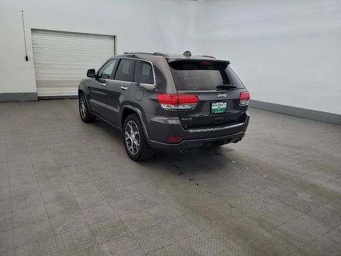 Used 2019 Jeep Grand Cherokee Overland AWD/4WD image 5