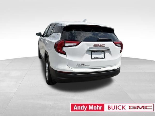 Used 2024 GMC Terrain SLE FWD image 9