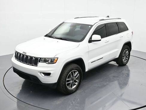 Used 2020 Jeep Grand Cherokee Laredo w/ Laredo X Package image 29