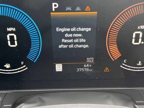 Certified 2025 Hyundai Kona SEL AWD/4WD image 15