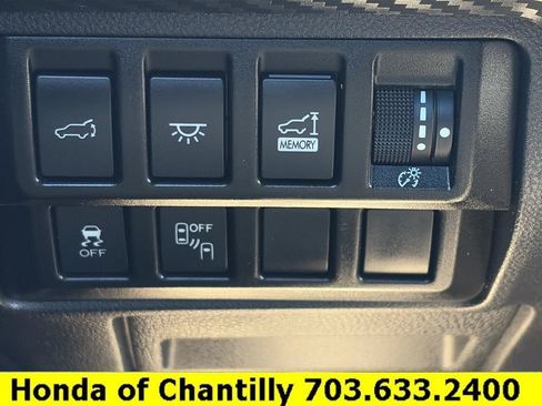 Used 2022 Subaru Ascent Onyx Edition AWD/4WD image 16