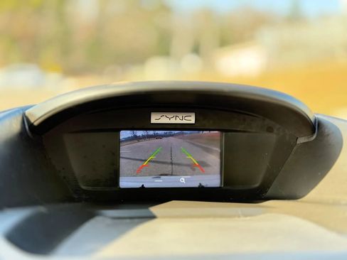 Used 2016 Ford Escape SE image 16